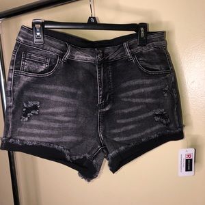 Women’s denim stretch shorts